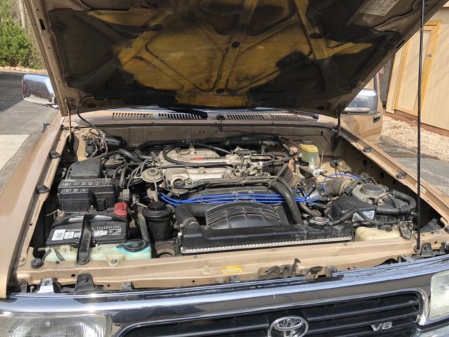 1995 Gold Toyota 4Runner SUV