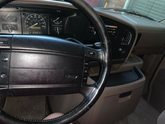 1985 Red Ford E-Series Van