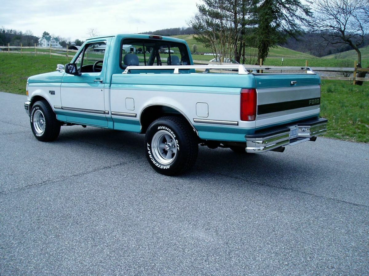 1985 Green & White Ford F-150 Standard Cab Pickup