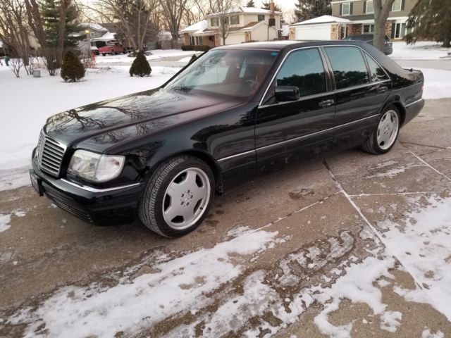 1995 Black Mercedes-Benz S-Class Sedan
