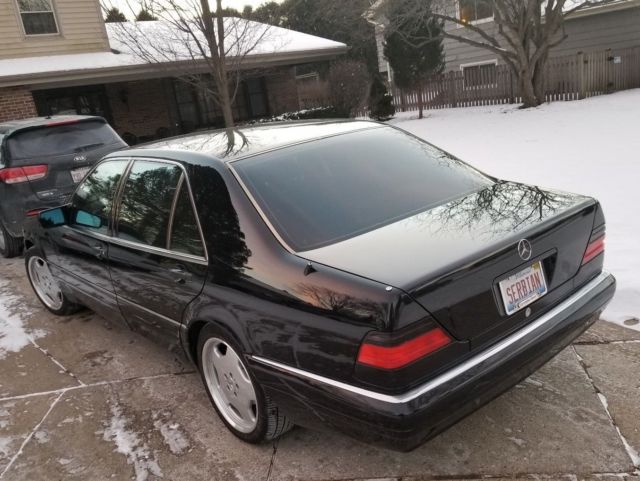 1995 Black Mercedes-Benz S-Class Sedan