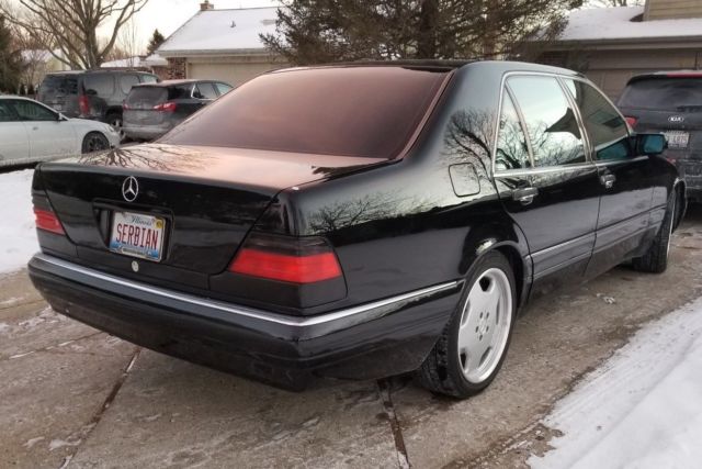 1995 Black Mercedes-Benz S-Class Sedan