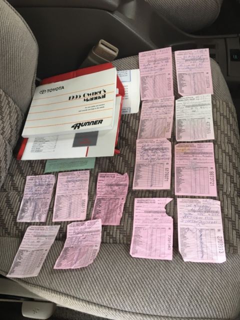 1995 Gold Toyota 4Runner SUV