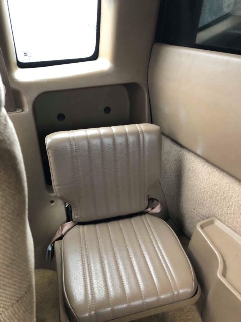 1977 Beige tan Chevrolet S-10 Extended Cab Pickup