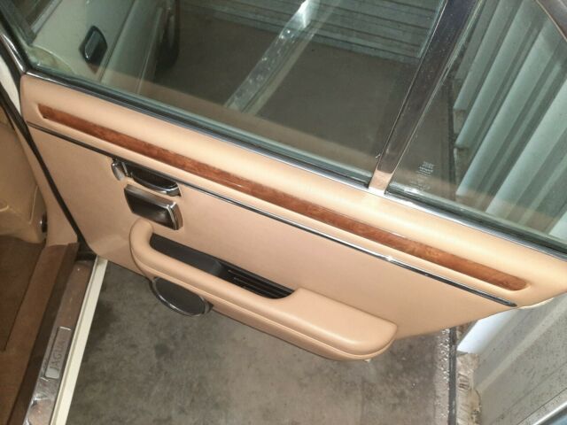 1987 Jaguar XJ6 Sedan