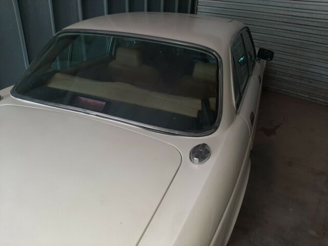 1987 Jaguar XJ6 Sedan