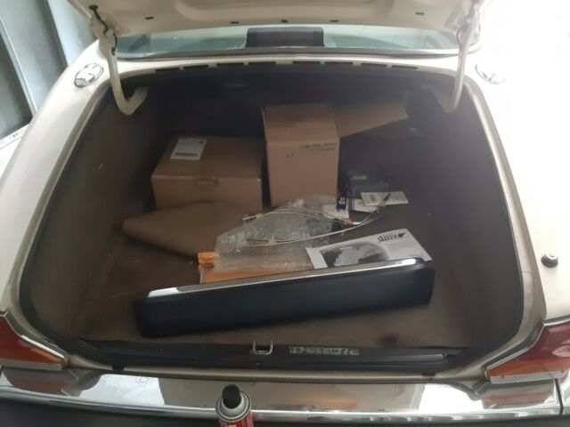 1987 Jaguar XJ6 Sedan