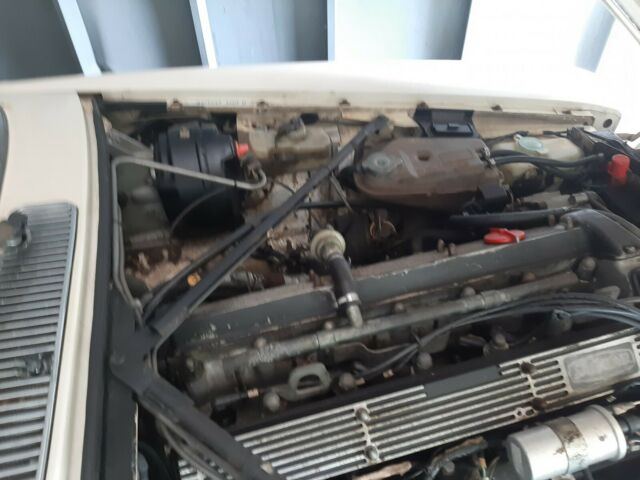 1987 Jaguar XJ6 Sedan