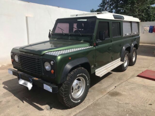 1907 Land Rover Defender