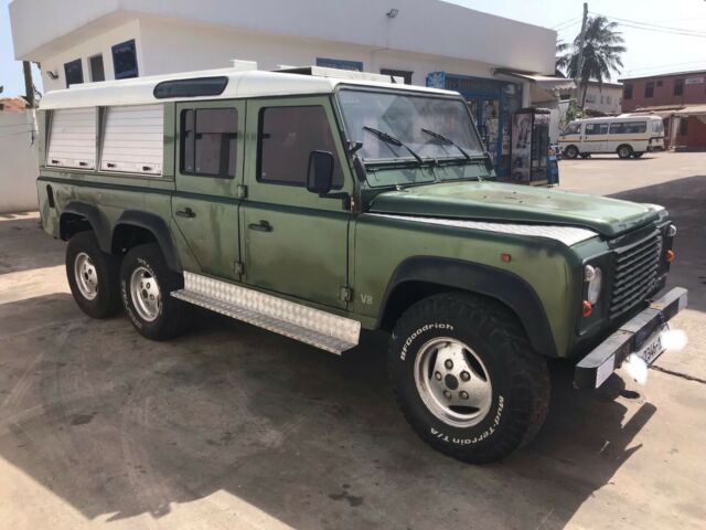 1907 Land Rover Defender