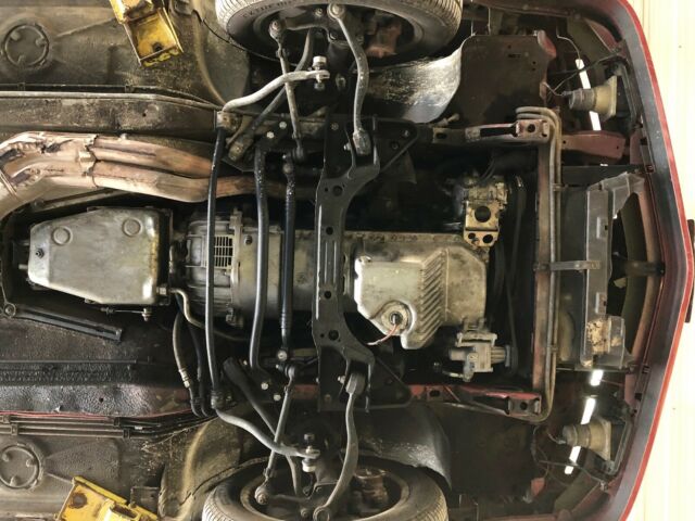 1988 Red BMW 6-Series Sedan