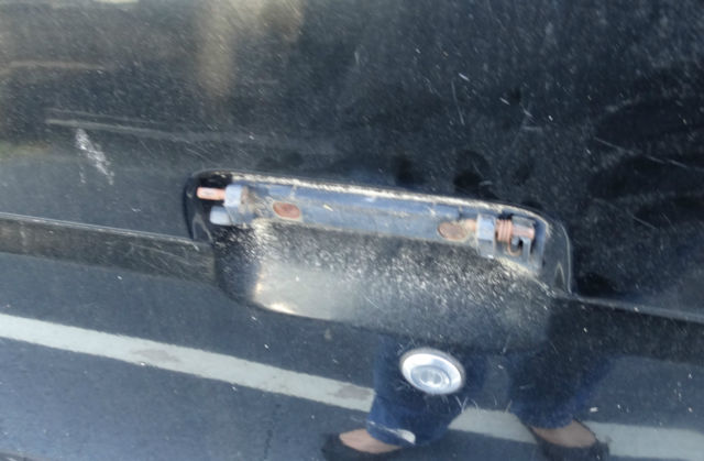 1993 Black Nissan Pathfinder