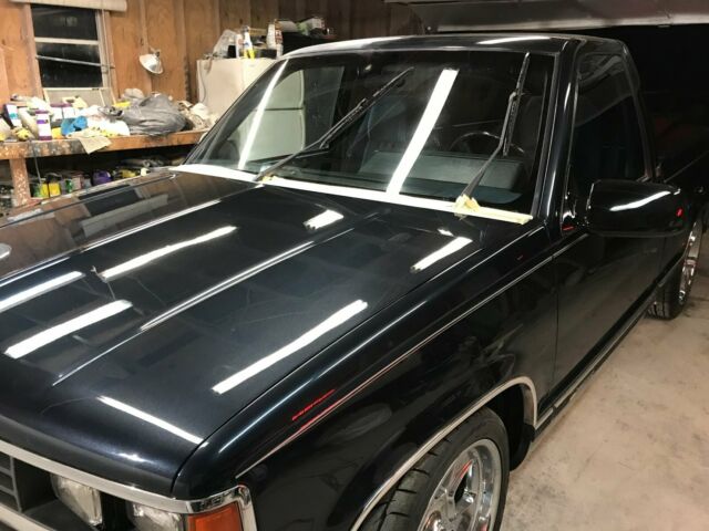 1988 Blue Chevrolet Silverado 1500 Standard Cab Pickup