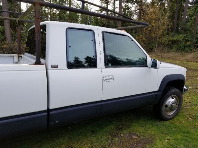 1993 White Chevrolet C/K Pickup 3500 Extended Cab Pickup