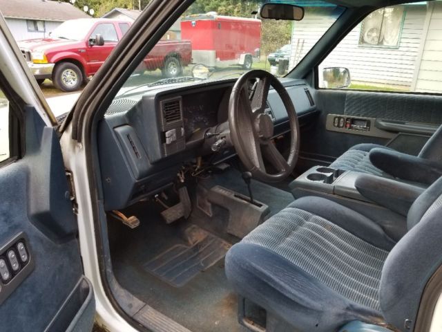 1993 White Chevrolet C/K Pickup 3500 Extended Cab Pickup