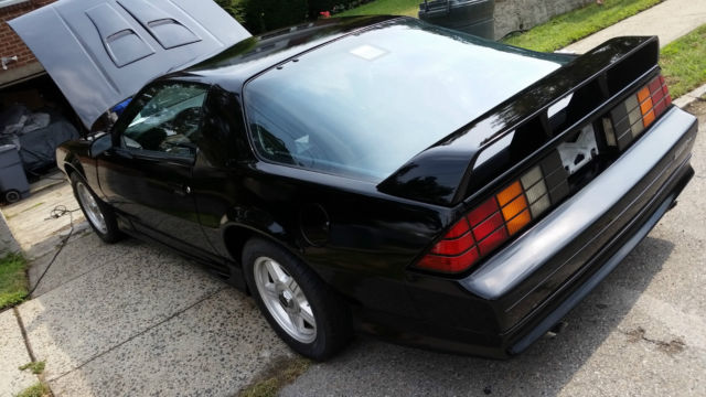 1991 Black Chevrolet Camaro Coupe