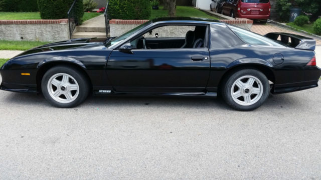 1991 Black Chevrolet Camaro Coupe