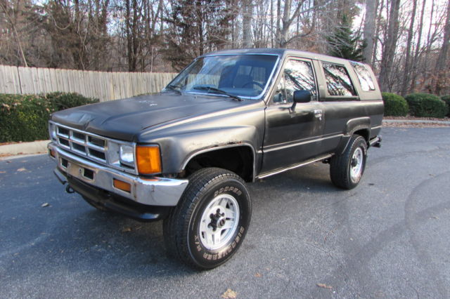 1986 Black Toyota Other SUV