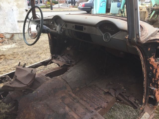 1955 Primer Chevrolet Bel Air/150/210 Wagon