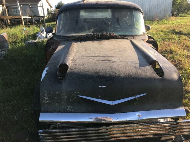 1957 Rust Chevrolet Bel Air/150/210 Wagon