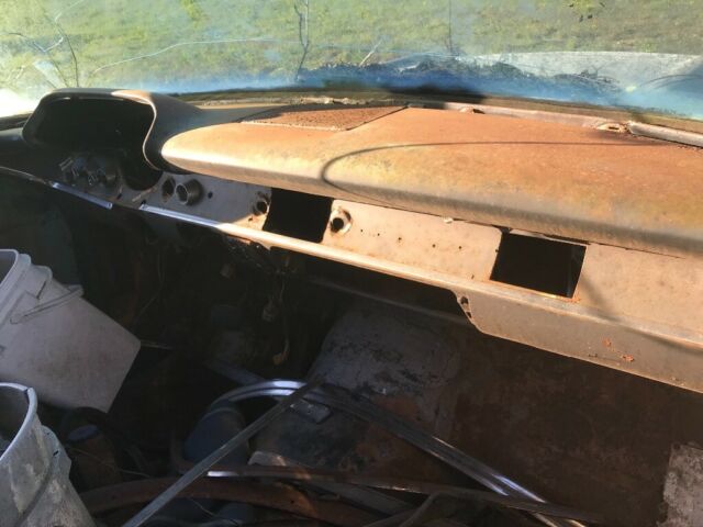 1957 Rust Chevrolet Bel Air/150/210 Wagon