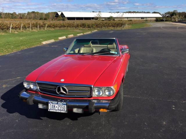 1987 Red Mercedes-Benz SL-Class Convertible