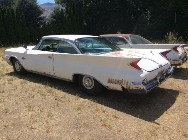1960 White Chrysler New Yorker hardtop