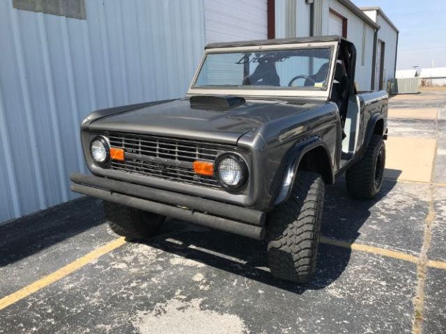 1972 GREY Ford Bronco 2 DOOR