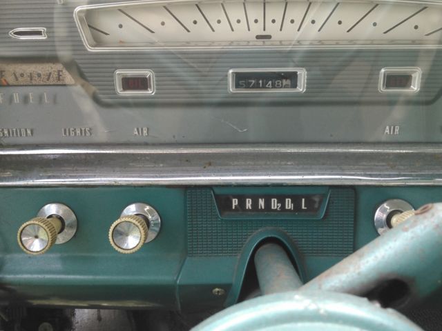 1959 green/White Ford Galaxie hardtop