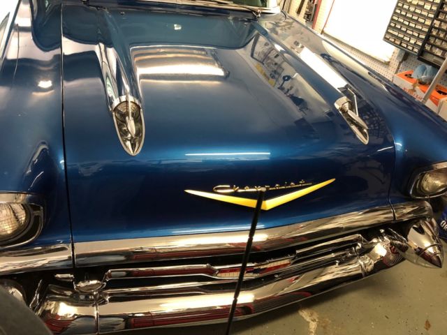 1957 Blue Chevrolet Bel Air/150/210 2 door post