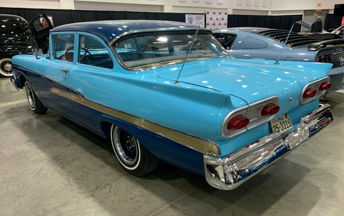 1958 Ford Custom 300 Sedan