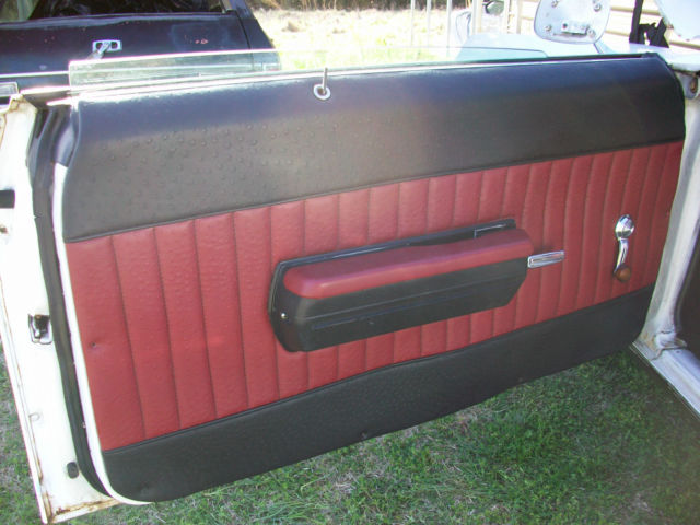 1970 White Chevrolet Impala