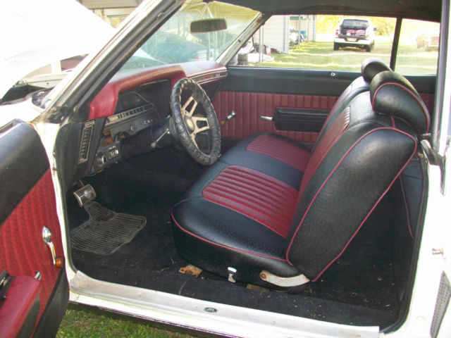 1970 White Chevrolet Impala