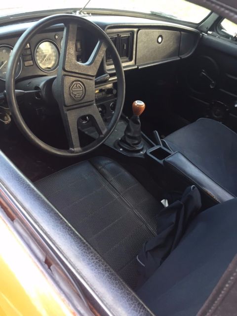 1975 MG MGB