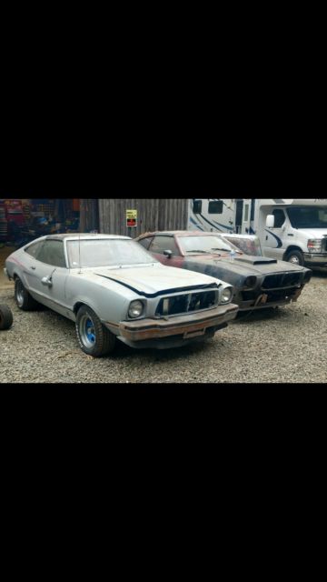 1977 Blue Ford Mustang