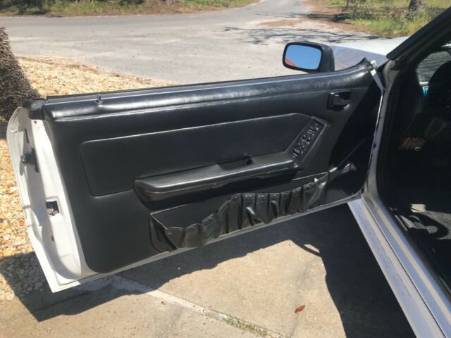 1990 White Ford Mustang Convertible