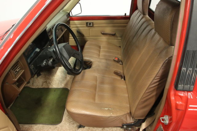 1985 Red Toyota Pickup Pickup (Truck)