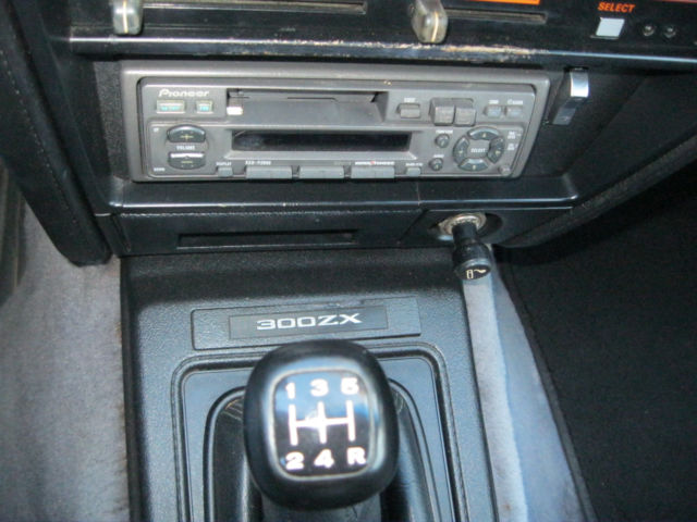 1986 Silver Nissan 300ZX