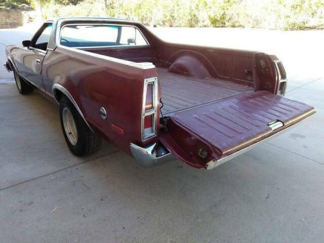 1979 Burgundy Ford Ranchero