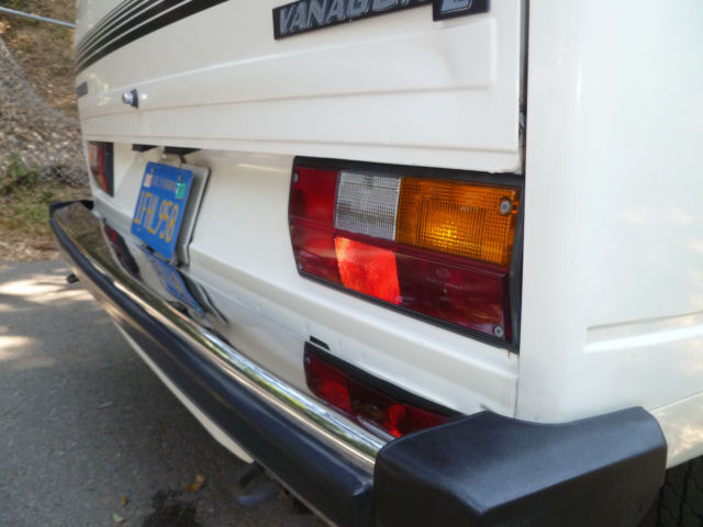 1982 White Volkswagen Bus/Vanagon Van Camper