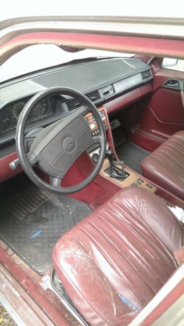 1987 Tan Mercedes-Benz E-Class Wagon