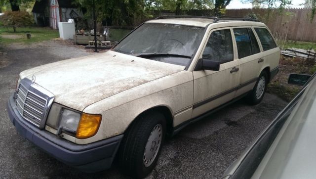 1987 Tan Mercedes-Benz E-Class Wagon