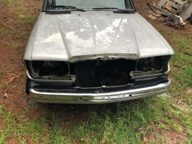 1980 Blue Mercedes-Benz 300-Series Sedan