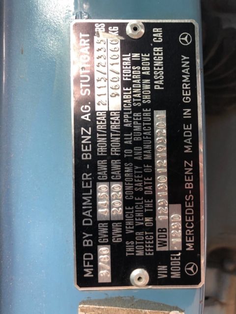 1980 Blue Mercedes-Benz 300-Series Sedan