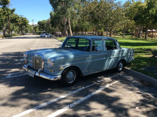 1968 Horizon blue Mercedes-Benz 200-Series Luxury Sedan