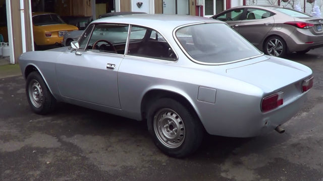 1974 Silver Alfa Romeo GTV Coupe