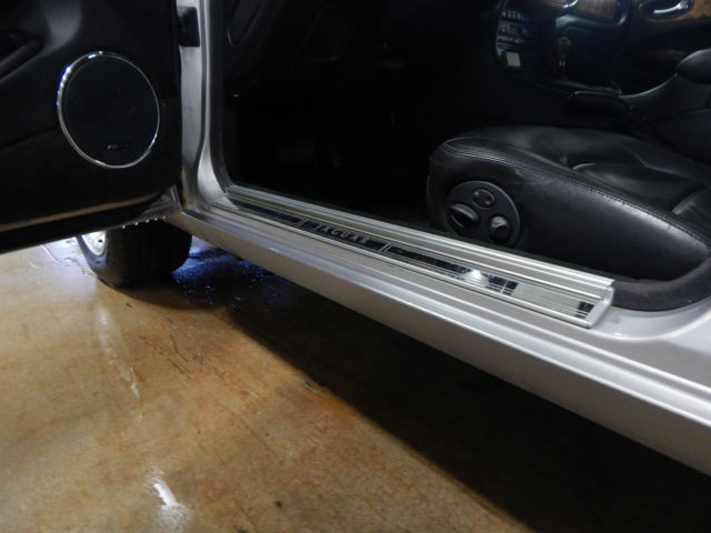 1988 Silver Jaguar XJ8 Sedan