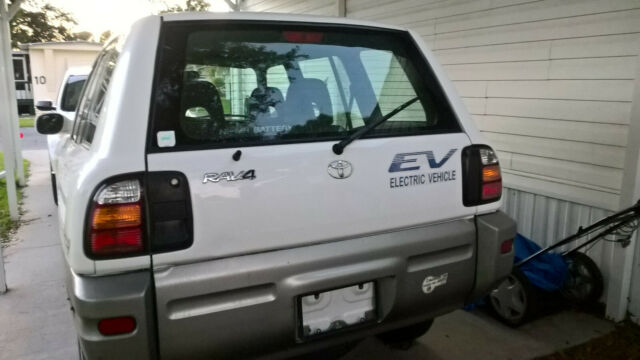 1980 Silver Toyota RAV4 EV SUV