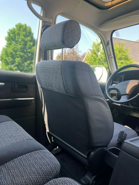 1992 White Toyota Land Cruiser SUV