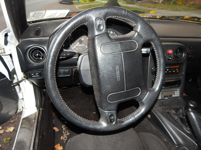 1992 Strato Blue Mica Mazda MX-5 Miata Convertible